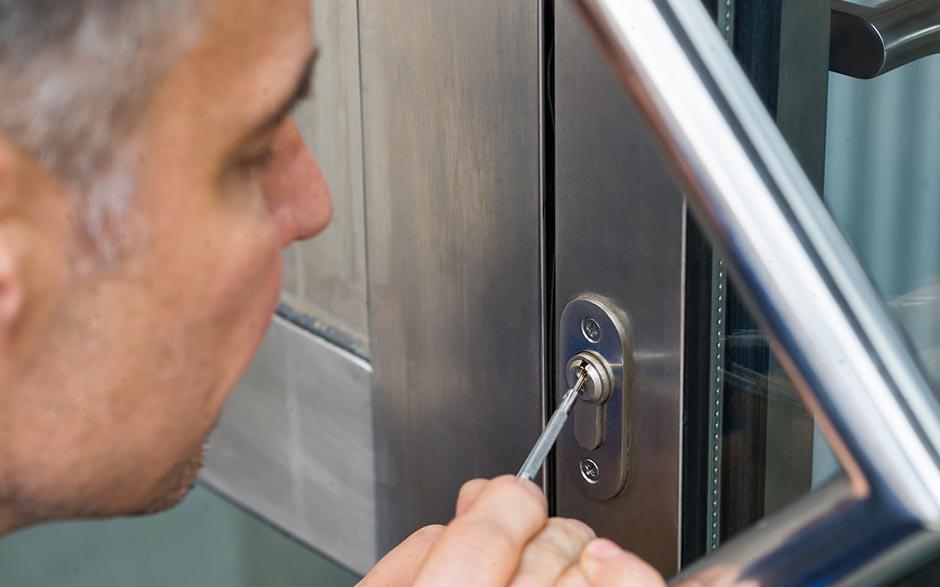 serrure porte prix Avon